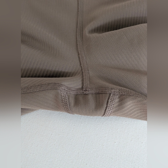 Lululemon Women's Align HR Crop 24” Nulu Leggings Size 12 Tan Beige EUC - Picture 9 of 14